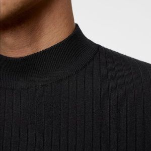 Zara Men’s Ribbed Short Sleeve Mock Neck Sweater